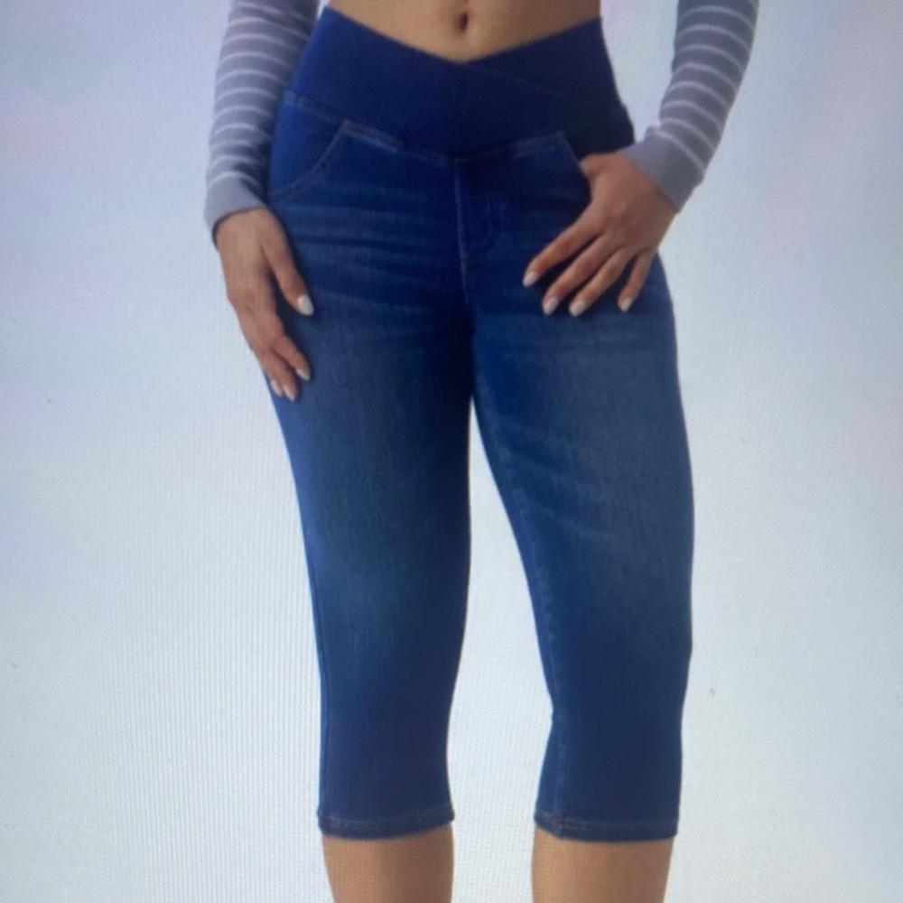 XLARGE.(7/8).   HALARA FLEX CROSSOVER DENIM KNIT LEGGING